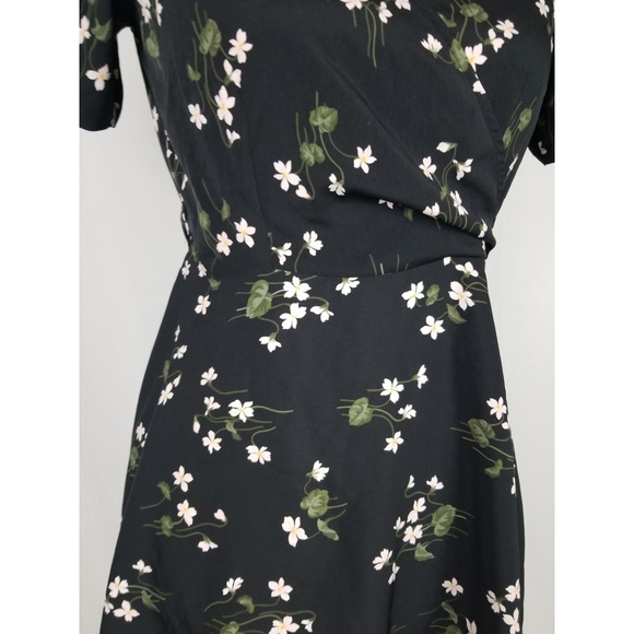 V-neck Floral Summer Midi Dress - Picture 3 of 4
